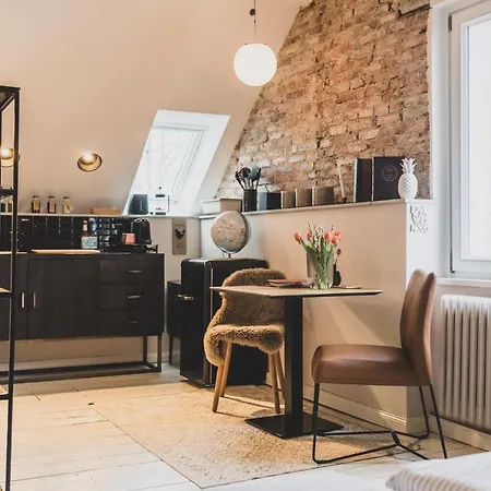 Logierhaus M Logier 1 *